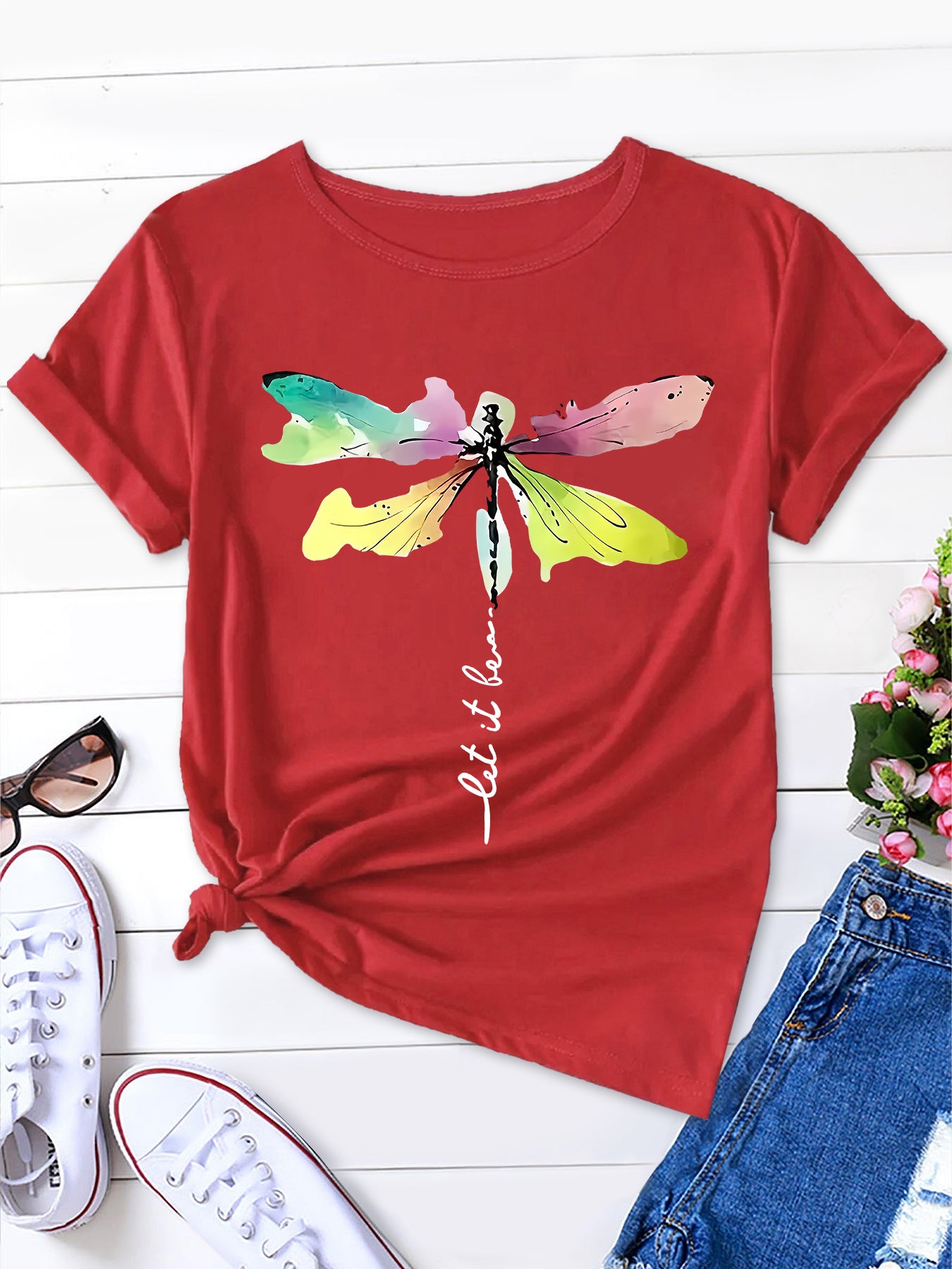 Fashionable Dragonfly Graphic Sports Tee for Women