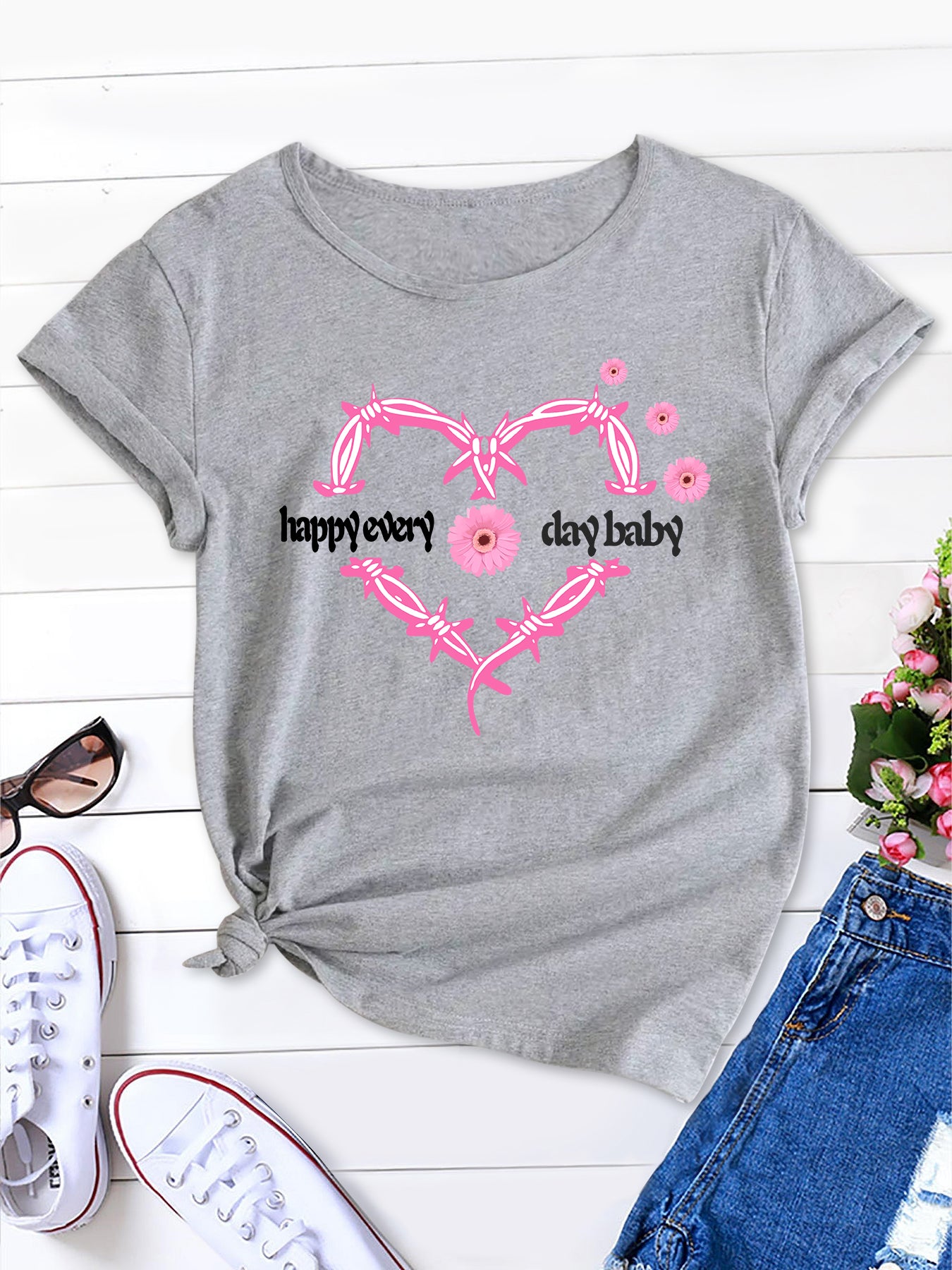 Heart & Happy Everyday Letter Print T-shirt