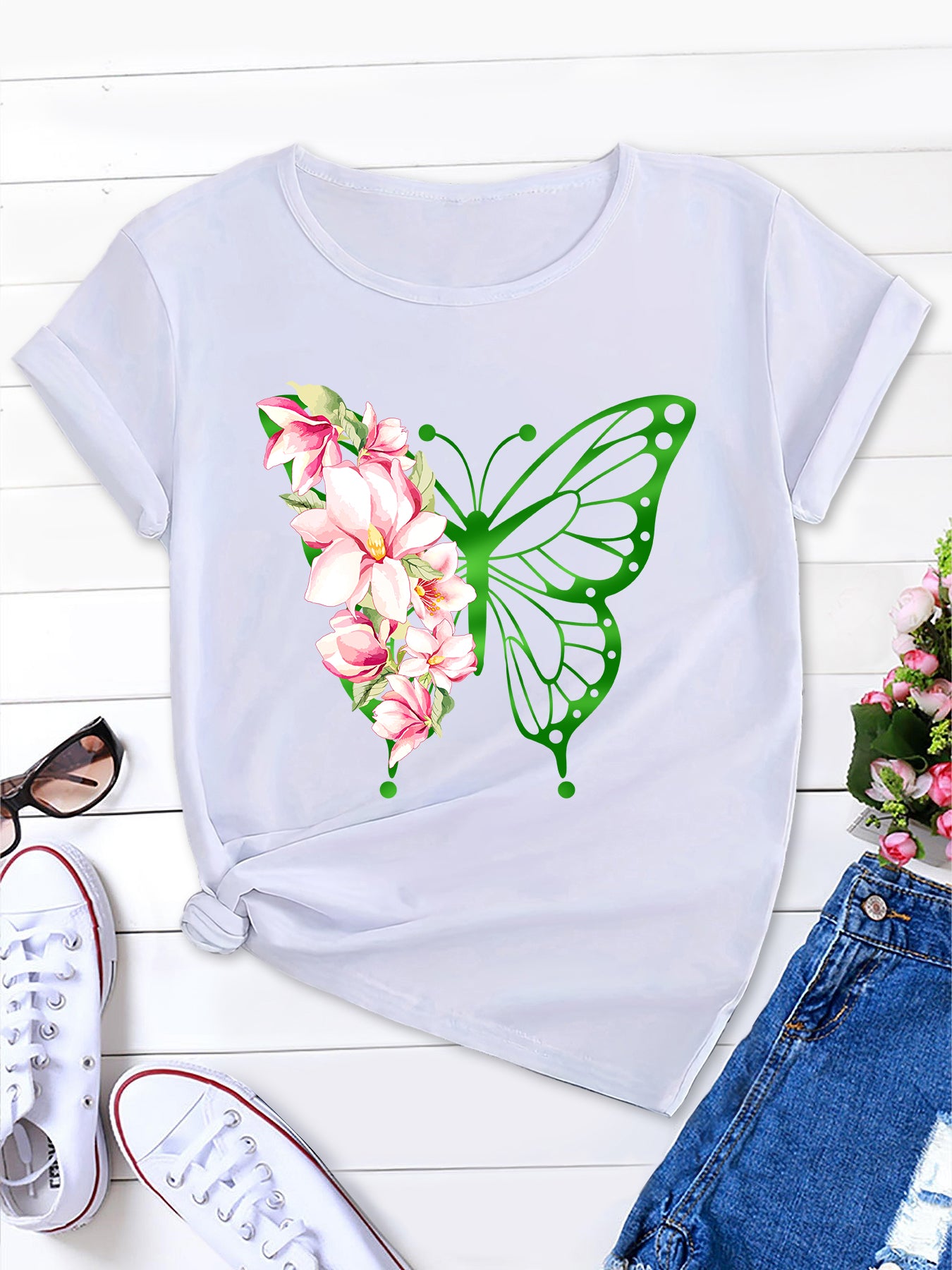 Stylish Butterfly Print Sports T-shirt Round Neck Casual Loose Fit Summer Workout Top