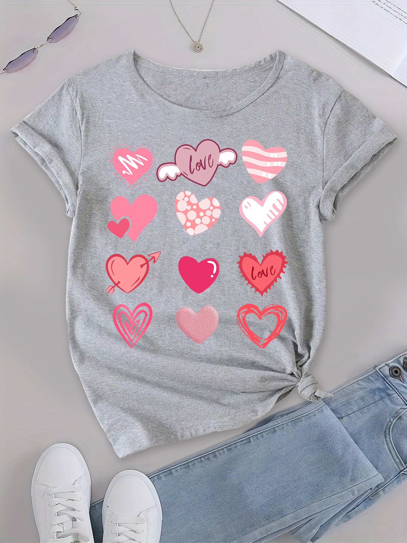 kawaii love printed women's T-shirt,Heart-shaped arrangement printed women's T-shirt